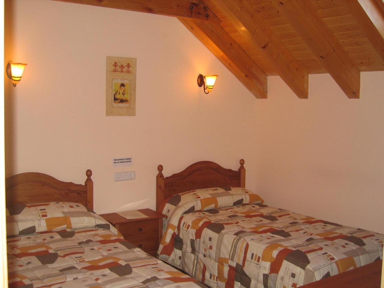 Casa Rural Ornat Etxea Vidangoz 外观 照片